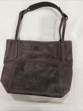 Frye Classic Brown Leather Shoulder Bag